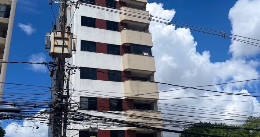Apartamento Caminho das árvores , vizinho ao Shopping da Bahia