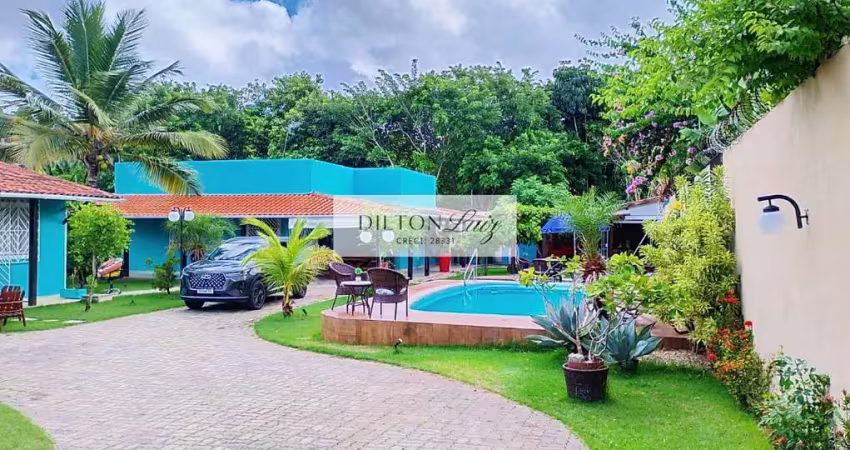 Aluguel de Casa em Condomínio de Luxo em Camaçari-BA - Parque Real Serra Verde: 2 Quartos, 1 Sala, 1 Banheiro, 2 Vagas, 65m².