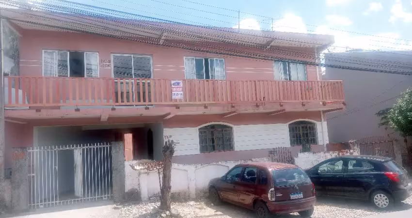 Lindo sobrado de 190 m², com edicula, rua comercial, v$ 840.000, sitio cercado - ctba