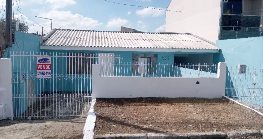 Lote de Terreno med. 200 m² c/ casa construida em alvenaria, R$ 410.000, Pinheirinho - Curitiba - Pr.