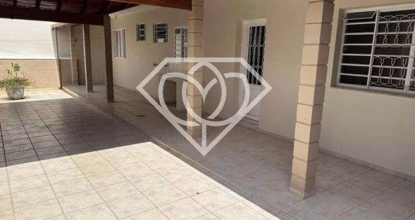 Casa para Venda em Indaiatuba, Jardim Dom Bosco, 4 dormitórios, 1 suíte, 3 banheiros, 4 vagas