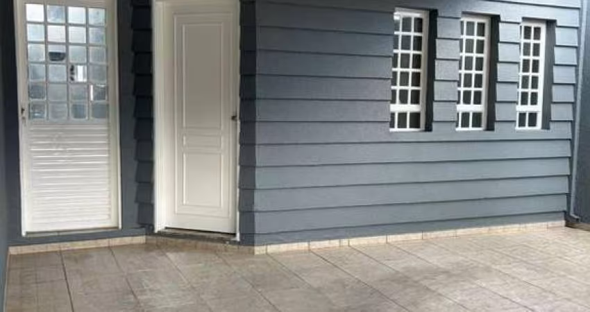 Casa para Venda em Indaiatuba, Parque São Lourenço, 3 dormitórios, 1 suíte, 3 banheiros, 2 vagas