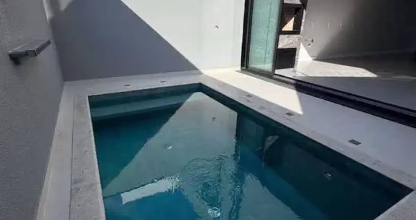 Casa com 3 quartos à venda na Rua Santa Clara, Centro, Camboriú