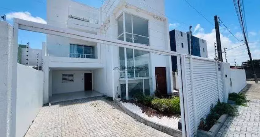Casa Tripex de Luxo para venda  no Portal do Poço em Cabedelo/PB