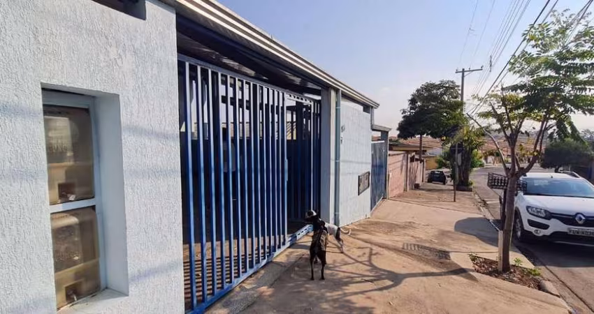 Casa para Venda em Campinas, Parque Valença I, 5 dormitórios, 1 suíte, 2 banheiros, 3 vagas