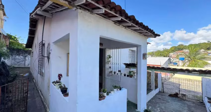 Casa com 3 quartos à venda na Rua Couto Soares, 13, Cajueiro, Recife
