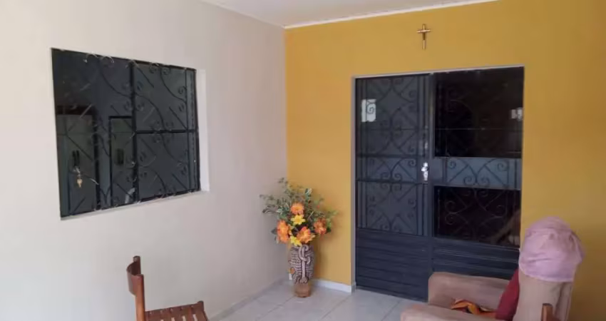 Casa com 3 quartos à venda na Rua C | Trinta e Dois, 35, Benedito Bentes, Maceió