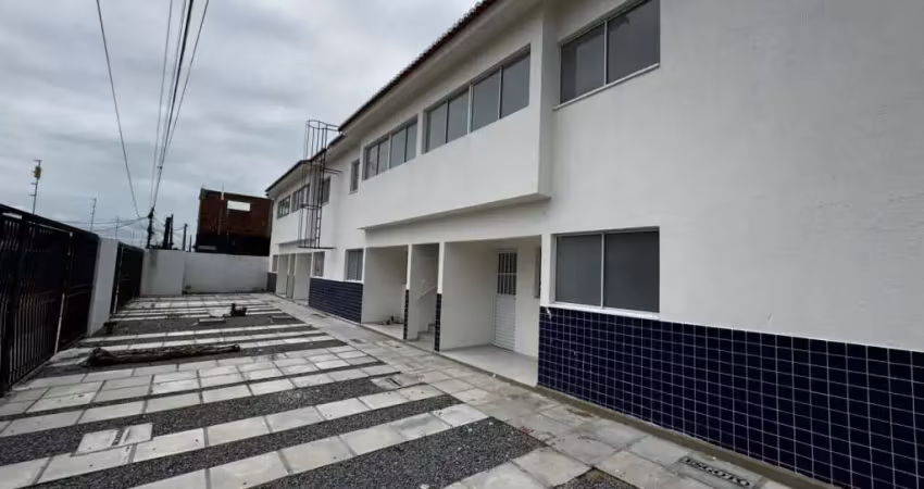 Casa com 2 quartos à venda na Rua Maceió, 22, Pau Amarelo, Paulista