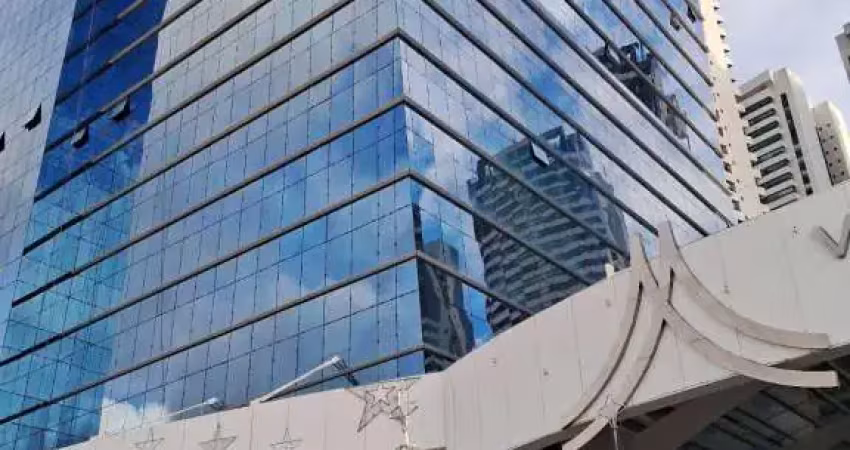 Sala comercial à venda na Avenida Luís Viana Filho, 6462, Paralela, Salvador