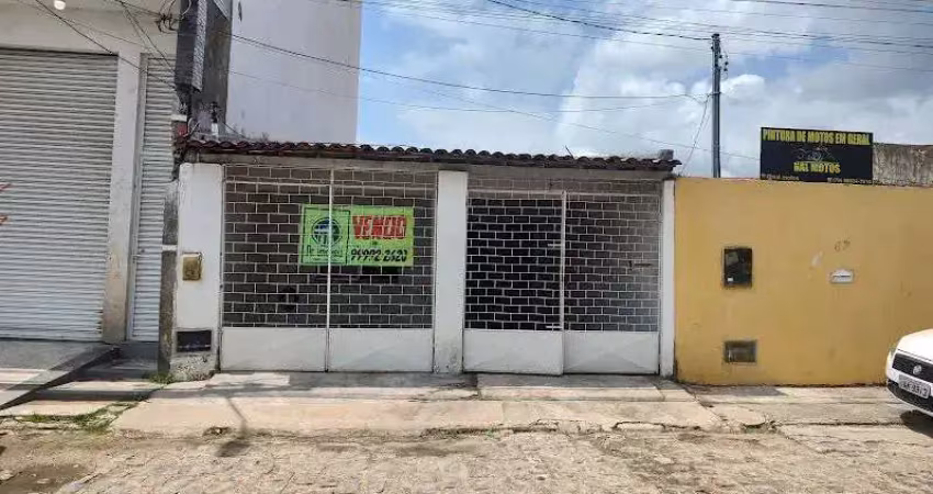 Casa com 2 quartos à venda na Avenida Canal 1, 380, Jardim Centenário, Aracaju