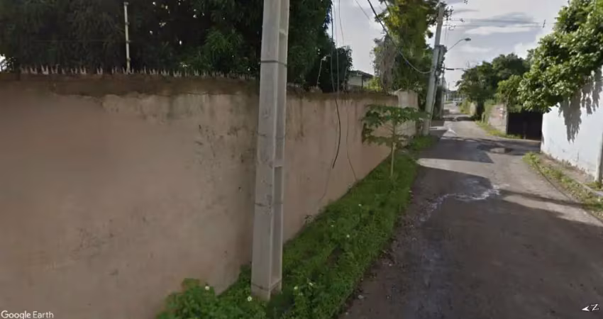 Terreno à venda na Travessa São Judas Tadeu, 160, Itingá, Lauro de Freitas