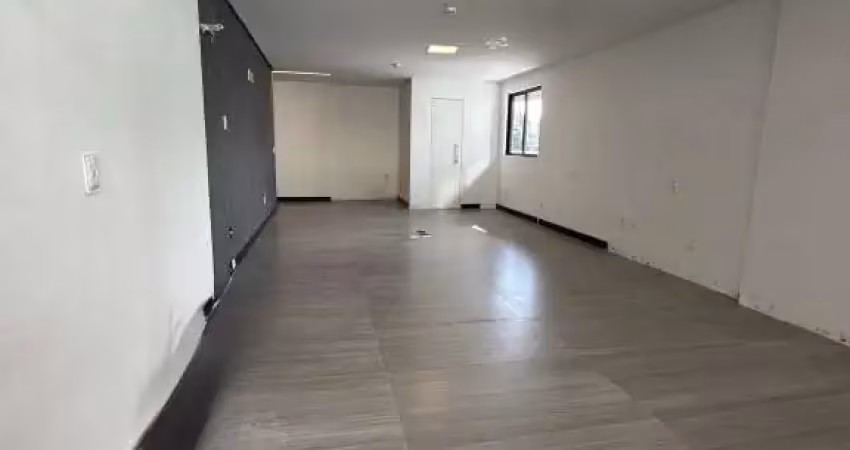 Sala comercial para alugar na Avenida Dom Antônio Brandão, 203, Farol, Maceió