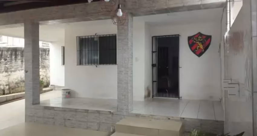 Casa com 2 quartos à venda na Avenida Brasil, 36, Rio Doce, Olinda
