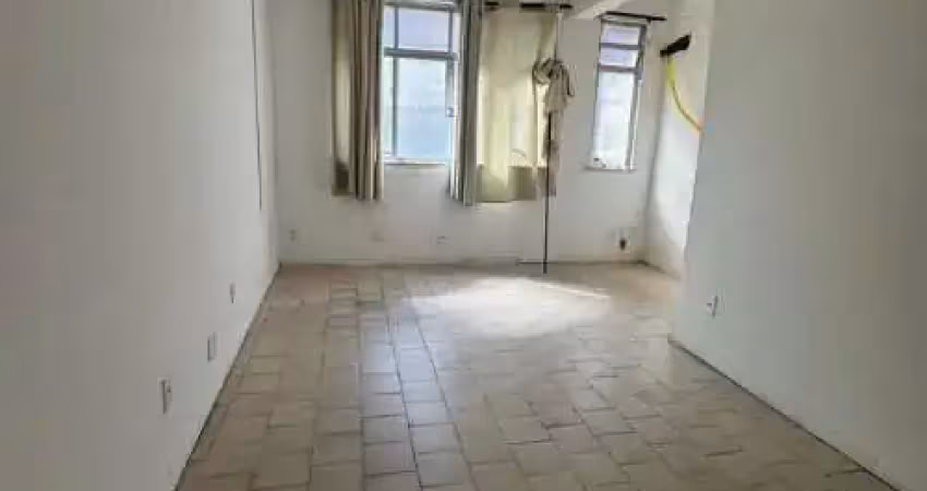 Sala comercial para alugar na Rua Bento Berilo, Centro, Ilhéus