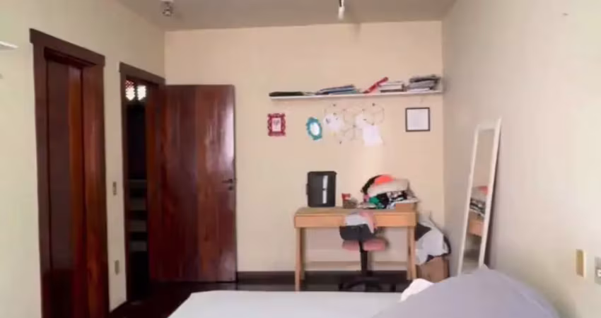 Casa com 5 quartos à venda na Rua A, 1, Jardim Vitória, Itabuna