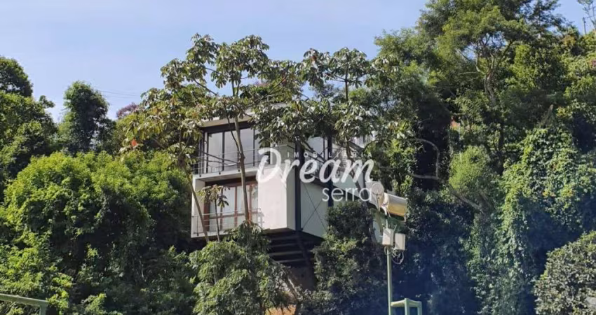Casa com 3 dormitórios à venda, 210 m² por R$ 1.300.000,00 - Vargem Grande - Teresópolis/RJ