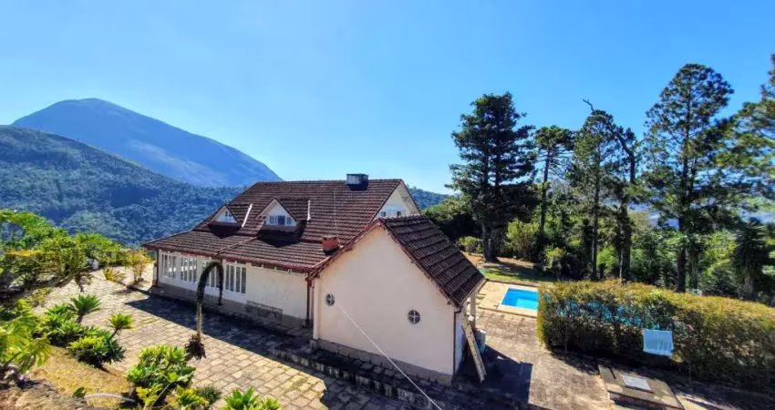 Casa com 4 dormitórios à venda, 255 m² por r$ 1.290.000,00 - fazenda alpina - teresópolis/rj