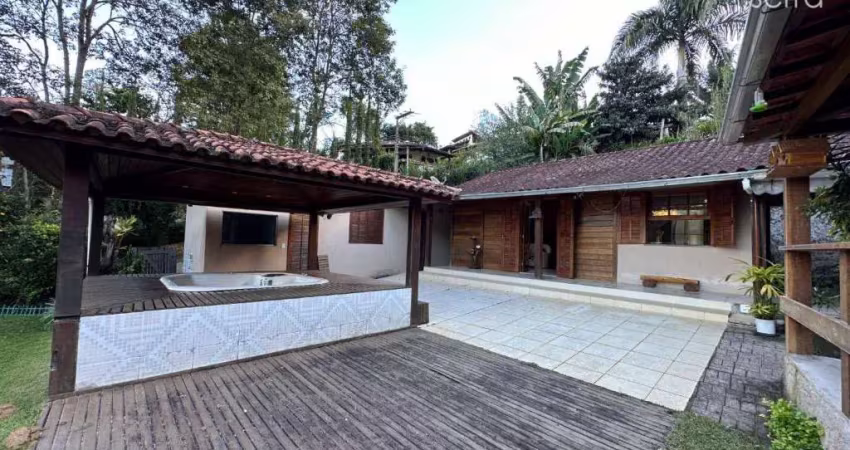 Casa com 4 dormitórios à venda, 150 m² por r$ 460.000,00 - vargem grande - teresópolis/rj