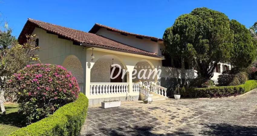 CASA PLANA COM 4 SUÍTES DE 503 m²  - PARQUE SÃO LUIZ - TERESÓPOLIS/RJ