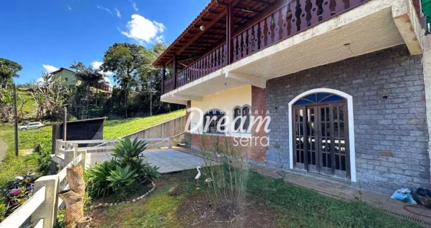 Casa com 3 dormitórios à venda, 217 m² por R$ 650.000,00 - Barra do Imbuí - Teresópolis/RJ