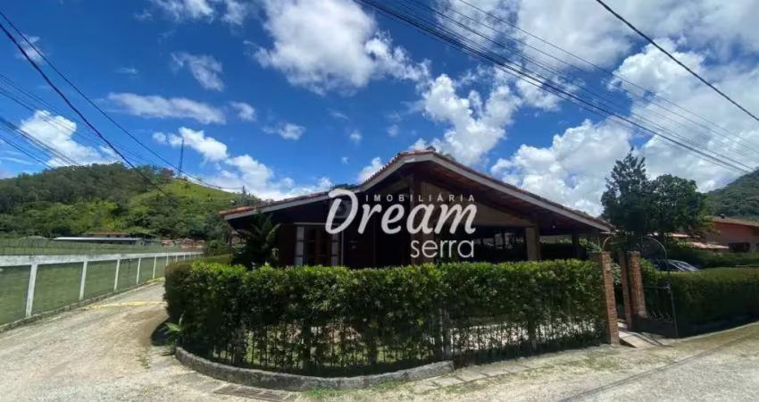 Casa  aconchegante de 2 quartos plana em condominio com lazer - vargem grande -teresópolis- rj