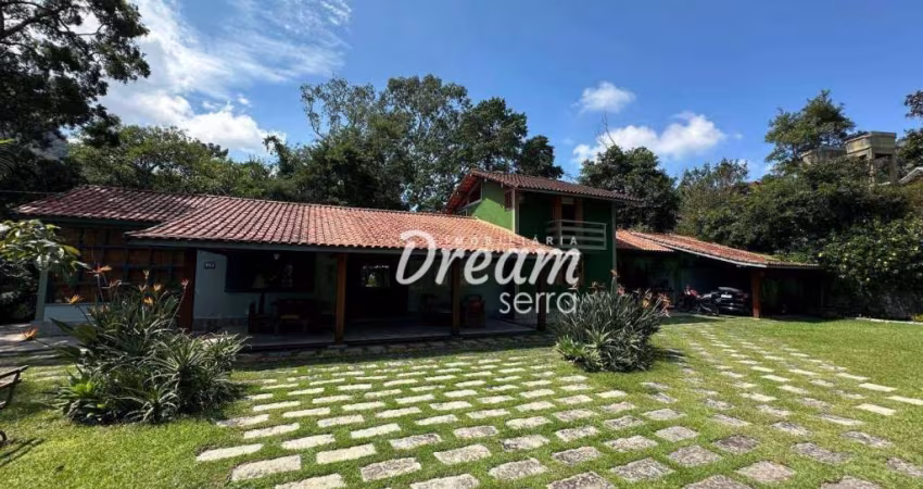 Casa com 4 dormitórios à venda, 240 m² por R$ 1.280.000,00 - Bom Retiro - Teresópolis/RJ