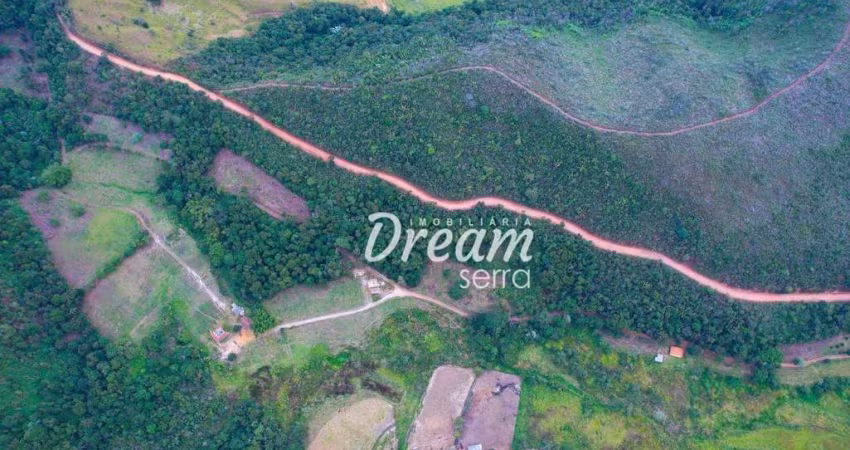Sítio com 2 dormitórios à venda, 690000 m² por R$ 1.400.000,00 - Serra do Capim - Teresópolis/RJ