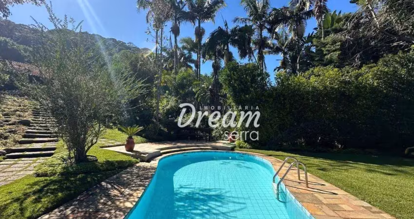 Casa com 5 dormitórios à venda, 350 m² por r$ 1.580.000,00 - albuquerque - teresópolis/rj