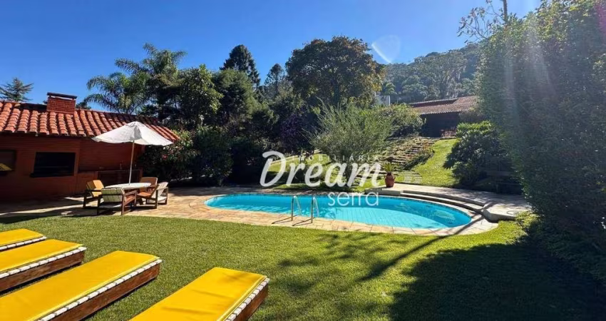 Casa com 5 dormitórios à venda, 350 m² por R$ 1.580.000,00 - Albuquerque - Teresópolis/RJ