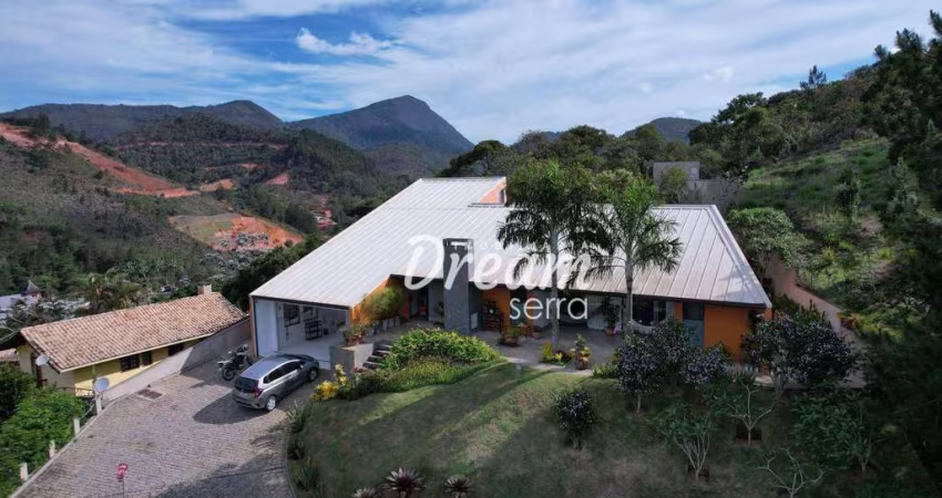 Casa com 4 dormitórios à venda, 277 m² por R$ 2.500.000,00 - Albuquerque - Teresópolis/RJ