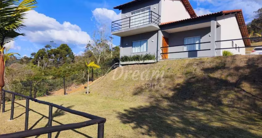 Casa com 3 dormitórios à venda, 130 m² por r$ 690.000,00 - albuquerque - teresópolis/rj