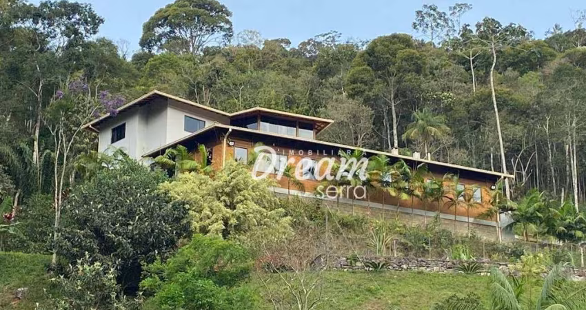 Casa com 3 dormitórios à venda, 220 m² por R$ 900.000,00 - Albuquerque - Teresópolis/RJ