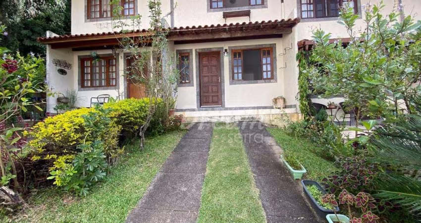 Casa com 3 dormitórios à venda, 120 m² por R$ 480.000 - Cascata dos Amores - Teresópolis/RJ