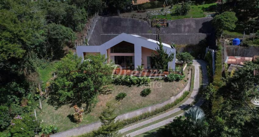 Casa com 4 dormitórios à venda, 220 m² por R$ 1.590.000,00 - Albuquerque - Teresópolis/RJ
