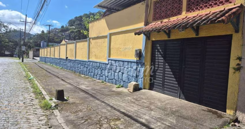 Casa, para fins comerciais área terreno 800m², 190 m² construído venda por R$ 1.650.000 ou aluguel por R$ 9.455/mês - Alto - Teresópolis/RJ