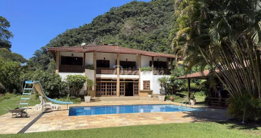 Casa com 10 dormitórios à venda, 880 m² por R$ 2.900.000,00 - Granja Guarani - Teresópolis/RJ