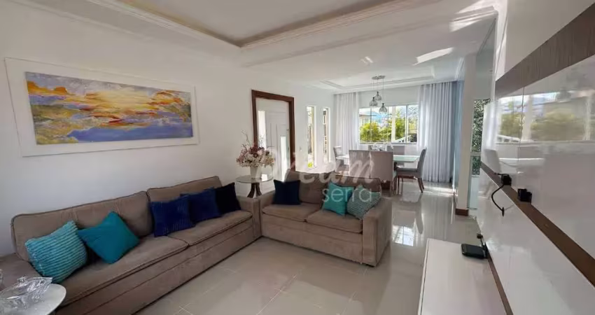 Casa com 3 dormitórios à venda, 130 m² por R$ 850.000,00 - Agriões - Teresópolis/RJ