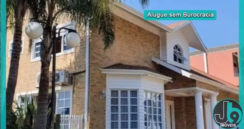 Casa de luxo em condomínio no Campo Comprido - 4 quartos sendo todos suítes, 3 salas, 6 banheiros, 4 vagas - Curitiba-PR