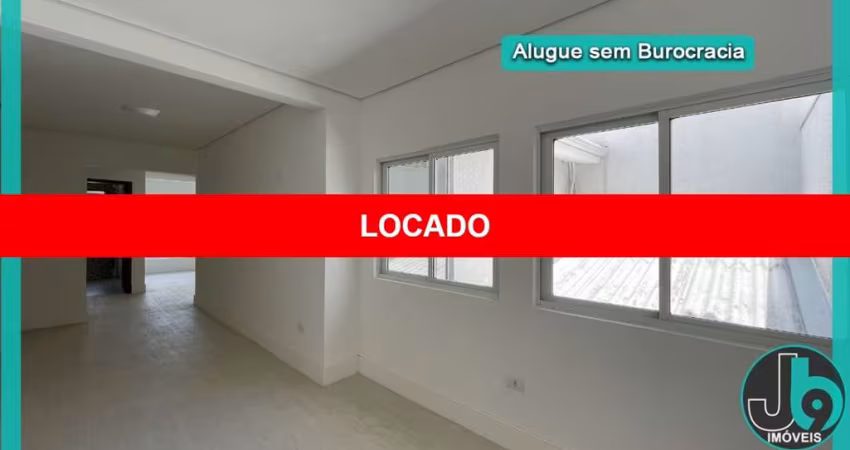 Casa Comercial ou Residencial Vender Hugo Lange 130,39m² com vaga de garagem para dois veículos