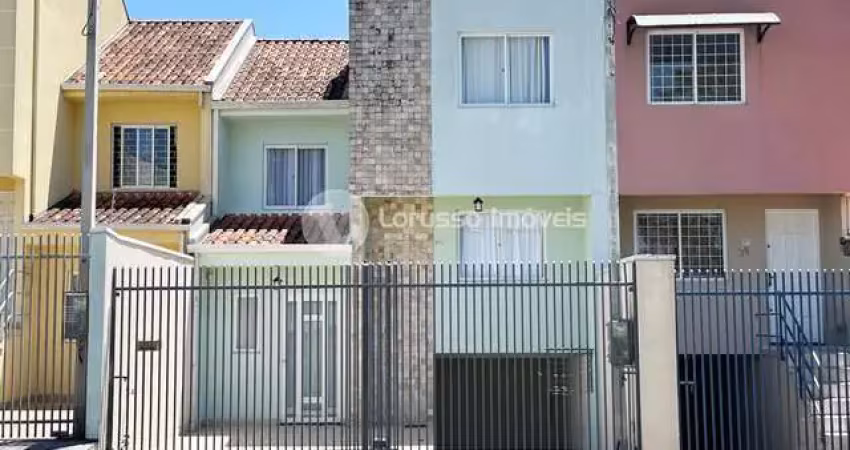 Casa com 3 quartos para alugar na Rua Rio Pelotas, 407, Bairro Alto, Curitiba
