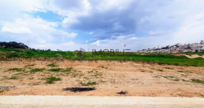 Terreno de 300 m² no Condomínio Park Vista Real na cidade de Indaiatuba.