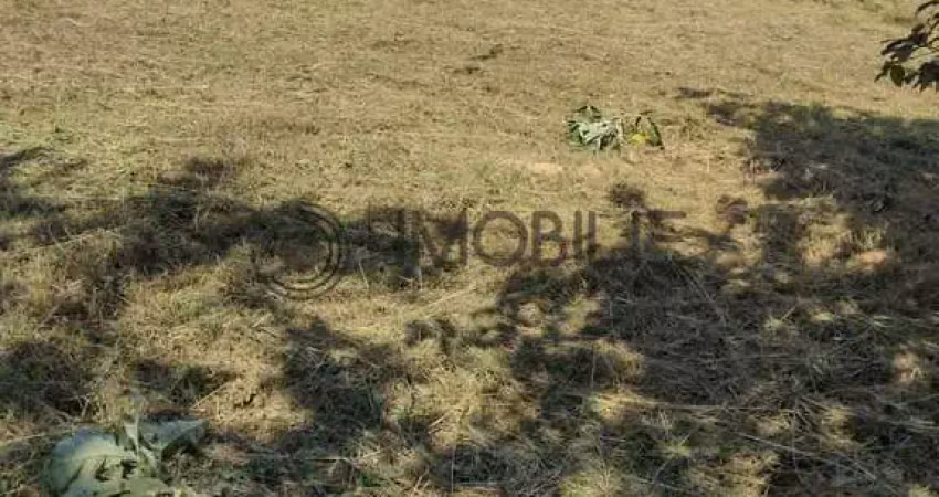 Terreno com 1000 m² no condomínio terras de itaíci na cidade de indaiatuba.