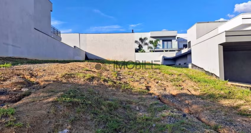 Terreno à venda com 381 m² no Condomínio Jardins Di Roma em Indaiatuba/SP.