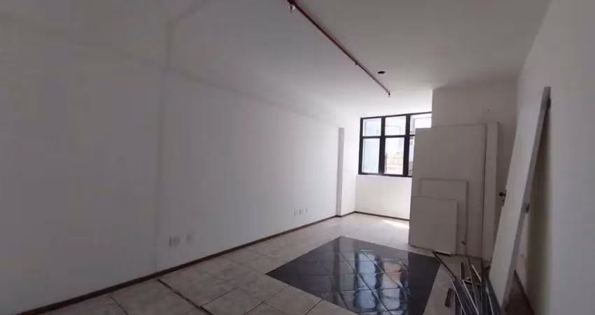 Sala comercial com 1 sala para alugar na Pasteur, 89, Santa Efigênia, Belo Horizonte