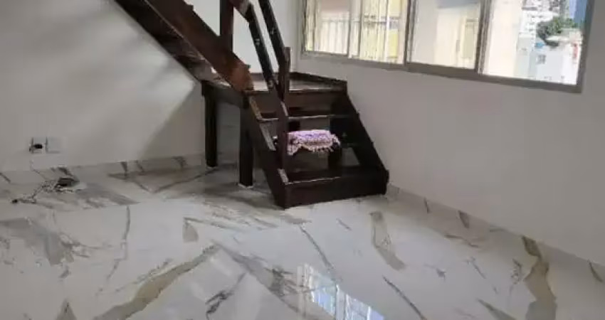 Cobertura com 2 quartos para alugar na Rua Nunes Vieira, 358, Santo Antônio, Belo Horizonte
