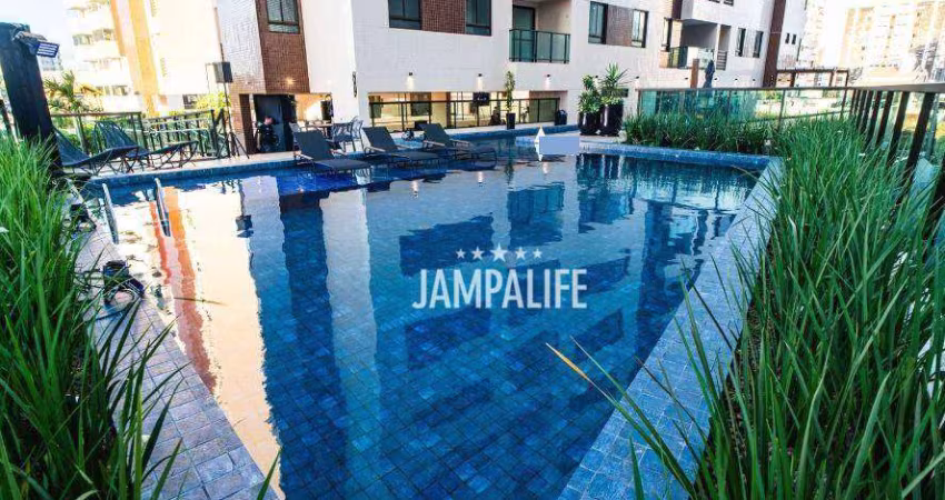 Apartamento grande com 03 quartos e duas suítes no Bessa.