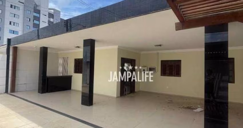Casa com 3 dormitórios à venda, 276 m² por R$ 750.000,00 - Bancários - João Pessoa/PB
