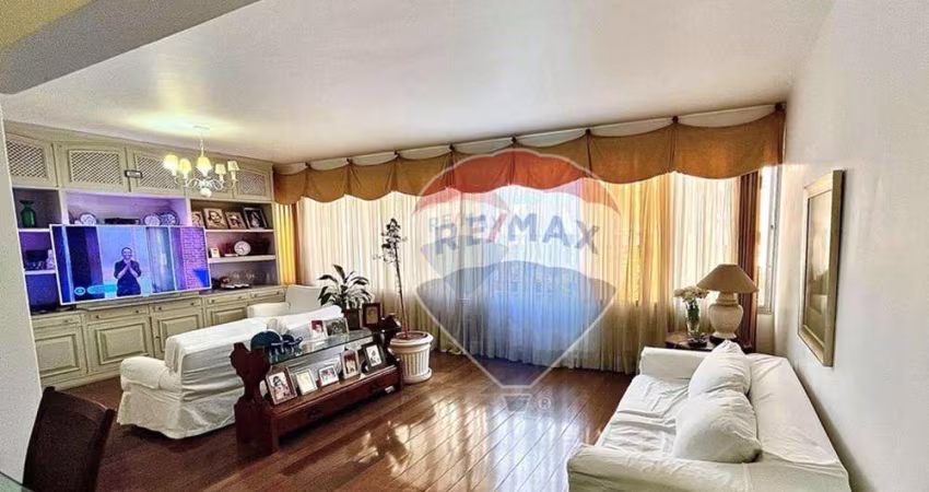 OPORTUNIDADE em Laranjeiras Apartamento com 134m2,  salão, 3 quartos (1 suite), vaga de garagem e play