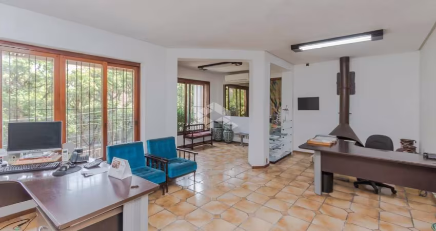Casa com 3 quartos à venda na Rua Doutor Lauro de Oliveira, 44, Rio Branco, Porto Alegre