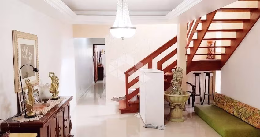 Casa com 4 quartos à venda na Rua Veador Porto, 700, Santana, Porto Alegre